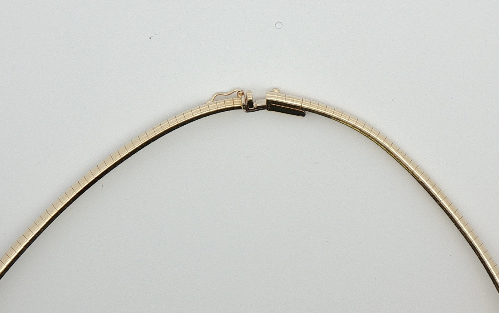 PrecMet (NoStns) Chains and Necklace