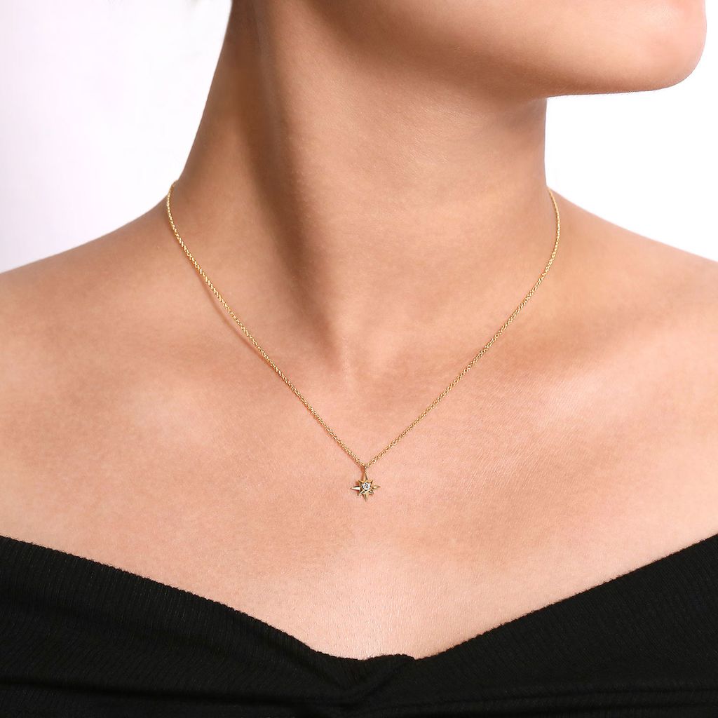 Diamond Starburst Pendant Necklace in 14k Yellow Gold