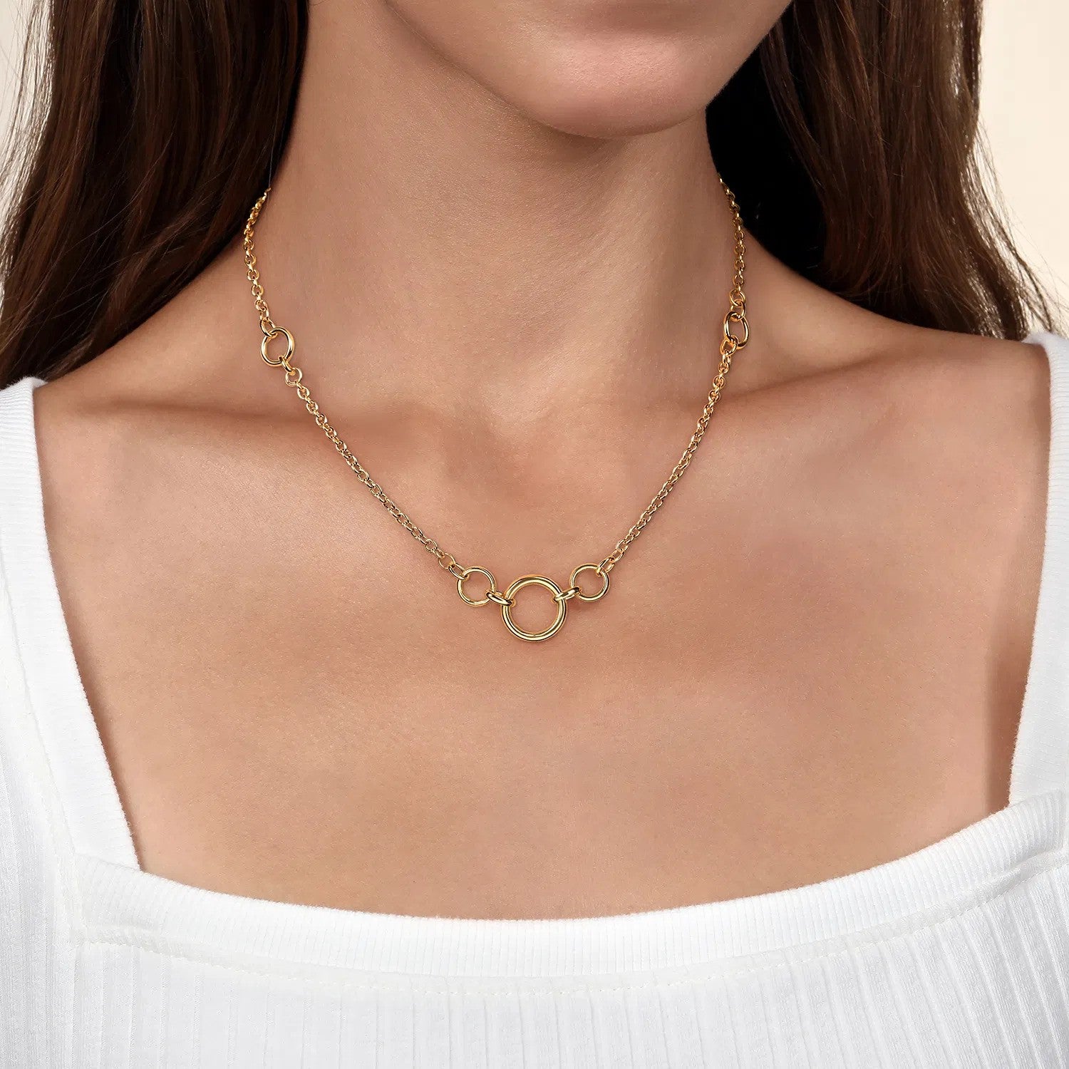 Round Hollow Tube Chain Link Station Necklace in Yellow Gold