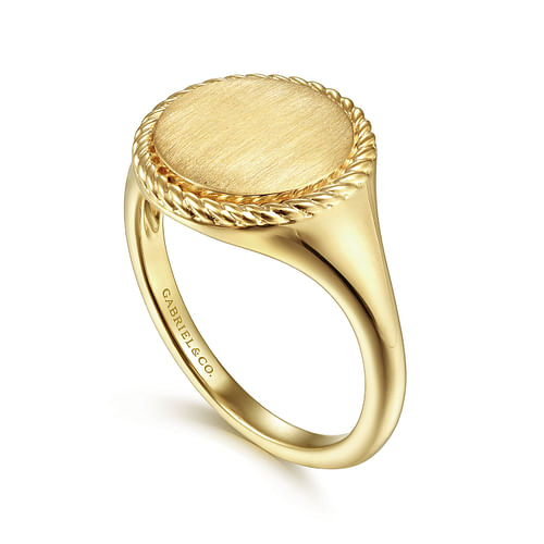 Round Engravable Signet Ring with Twisted Rope Frame in Yellow Gold